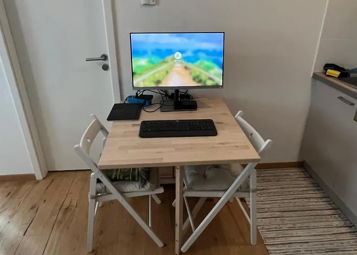 Zentral & Ruhig Wohnen In Apartman